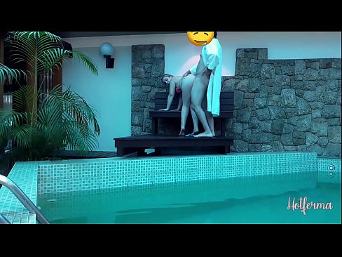 ❤️ Giimbitar sa amo ang katabang sa pool, apan dili makasukol sa init Sex video sa amon ceb.osagoassist.ru ﹏