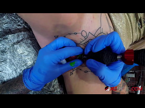 ❤️ Si Sully Savage adunay tattoo sa iyang clitoris Sex video sa amon ceb.osagoassist.ru ﹏